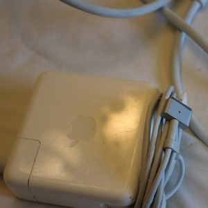 Apple 85 W MagSafe 2 Charger for MacBook